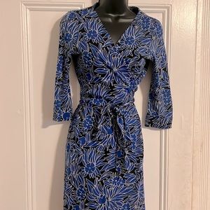 Diane von Furstenberg Blue Floral Print Wrap Dress Size 4